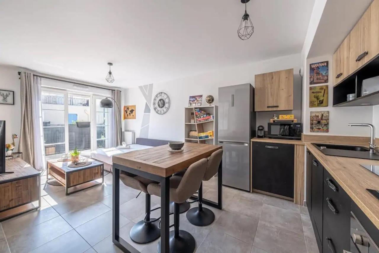 F2 Cozy Pour 4 Proche Disneyland - Fairytale Factory Villeneuve-Saint-Denis Ngoại thất bức ảnh